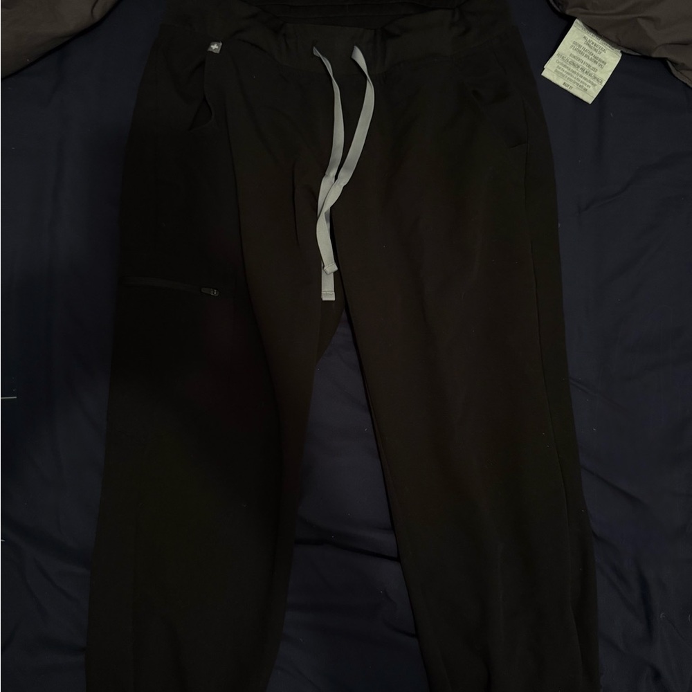 Figs Woman Black Joggers with Gray Drawstring